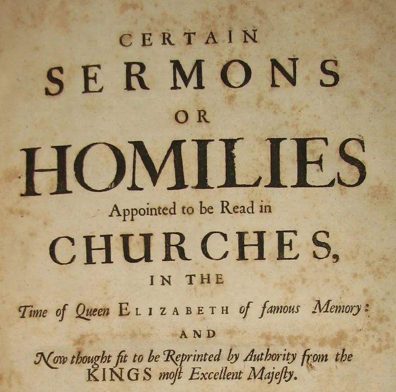 Portada impresa en 1683 del libro de Homilías de la Iglesia anglicana, con el título en grandes letras sobre papel envejecido